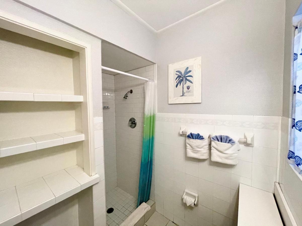 Surf Studio Beach Resort Коко-Біч Екстер'єр фото