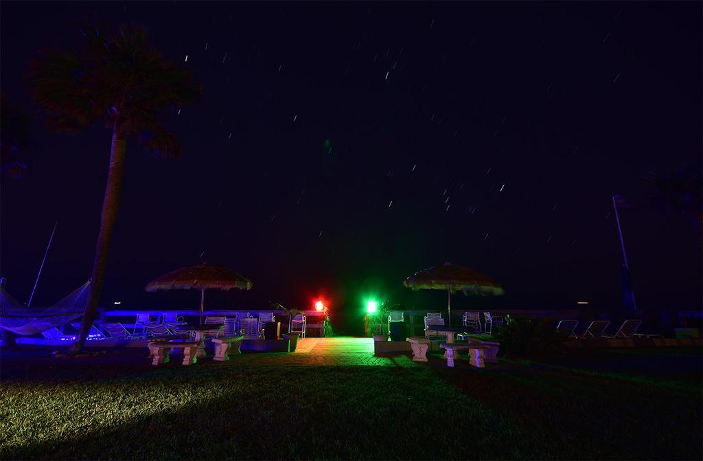 Surf Studio Beach Resort Коко-Біч Екстер'єр фото